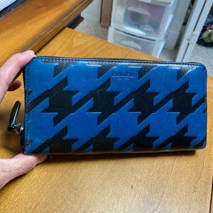 Coach Blue and Black Houndstooth Wallet